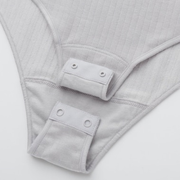 Uniqlo heat tech extra warm turtle neck bodysuit L - Picture 3 of 6